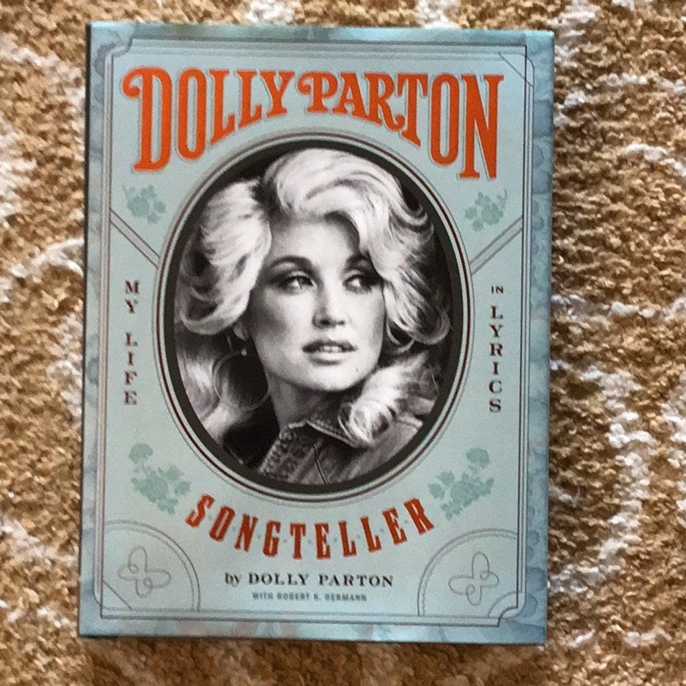 Dolly Parton, Songteller: My Life in Lyrics book Coffee table book